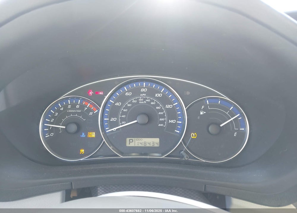 2011 SUBARU FORESTER 2.5X PREMIUM VIN: JF2SHBDC4BH736124