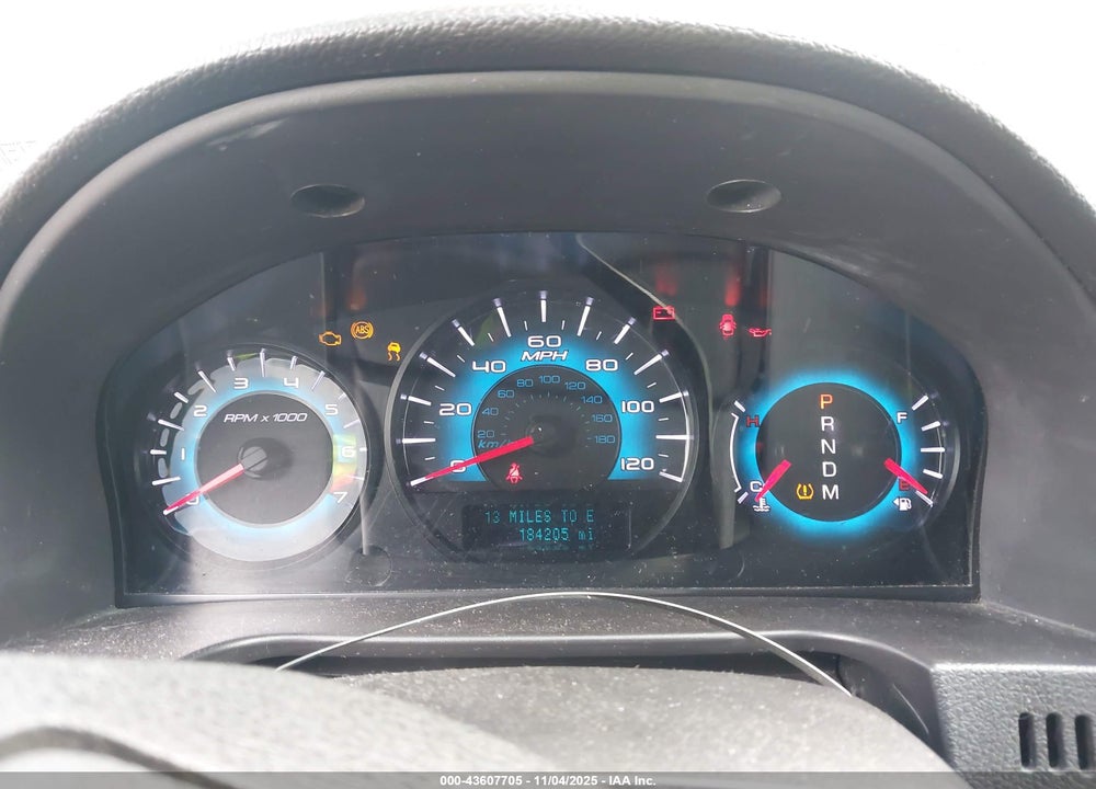 2011 FORD FUSION VIN: 3FAHP0HAXBR284452