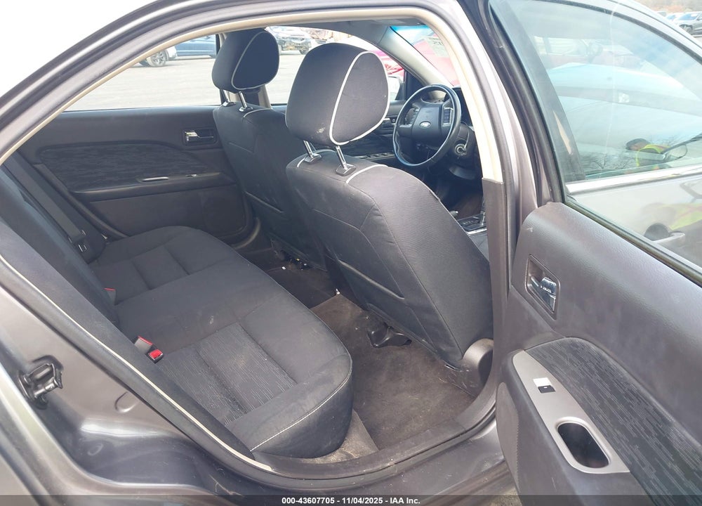 2011 FORD FUSION VIN: 3FAHP0HAXBR284452