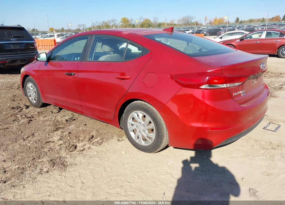 2017 HYUNDAI ELANTRA SE VIN: 5NPD74LF1HH135216