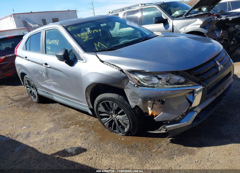 2018 MITSUBISHI ECLIPSE CROSS LE VIN: JA4AT4AAXJZ061874