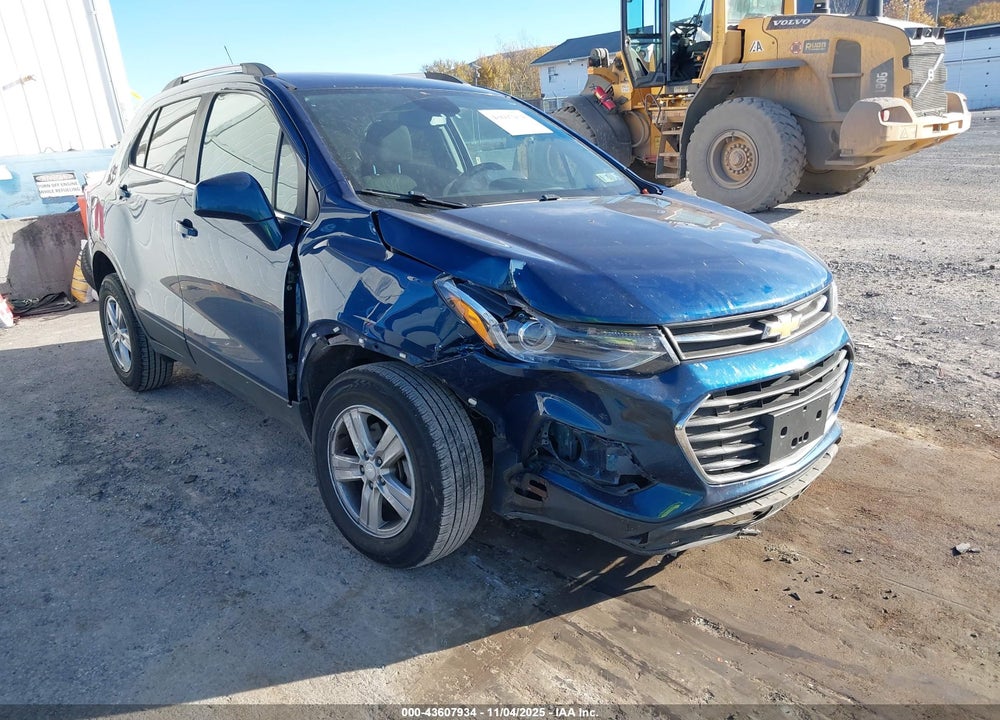 2019 CHEVROLET TRAX LT VIN: 3GNCJPSB1KL378052