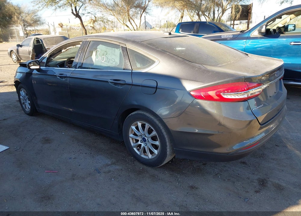 2017 FORD FUSION S VIN: 3FA6P0G72HR180429