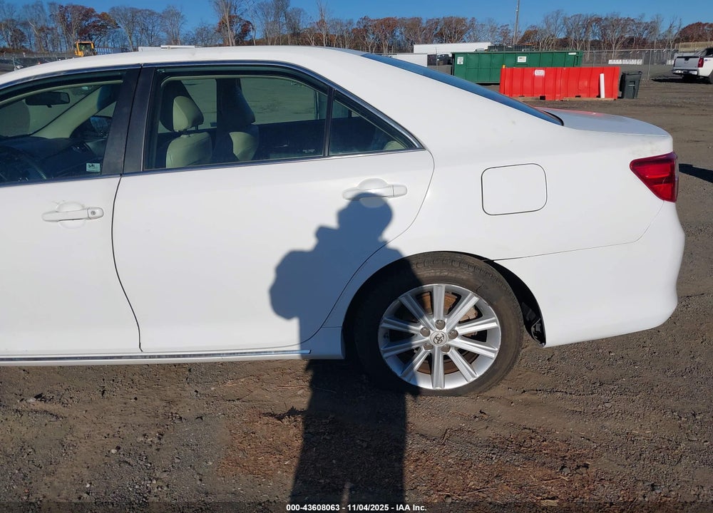 2013 TOYOTA CAMRY XLE VIN: 4T4BF1FK5DR297871