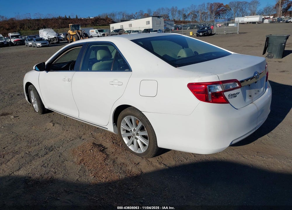 2013 TOYOTA CAMRY XLE VIN: 4T4BF1FK5DR297871
