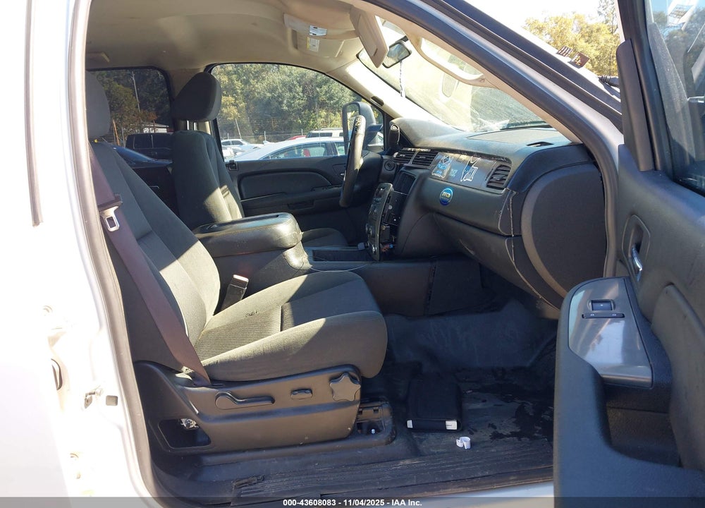 2009 CHEVROLET TAHOE POLICE VIN: 1GNEC03009R271696