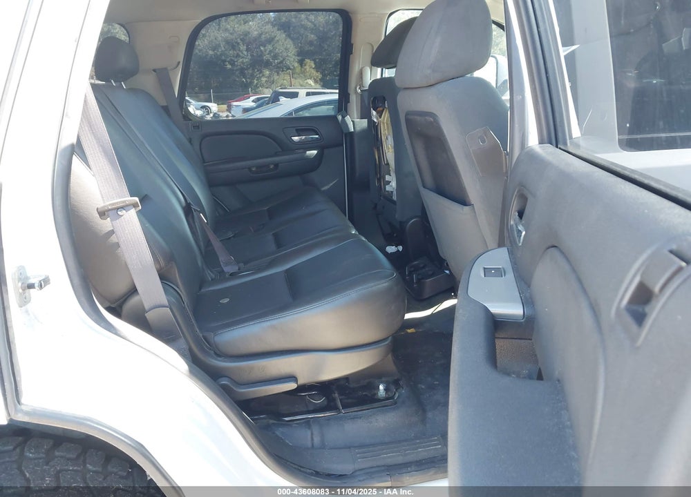 2009 CHEVROLET TAHOE POLICE VIN: 1GNEC03009R271696