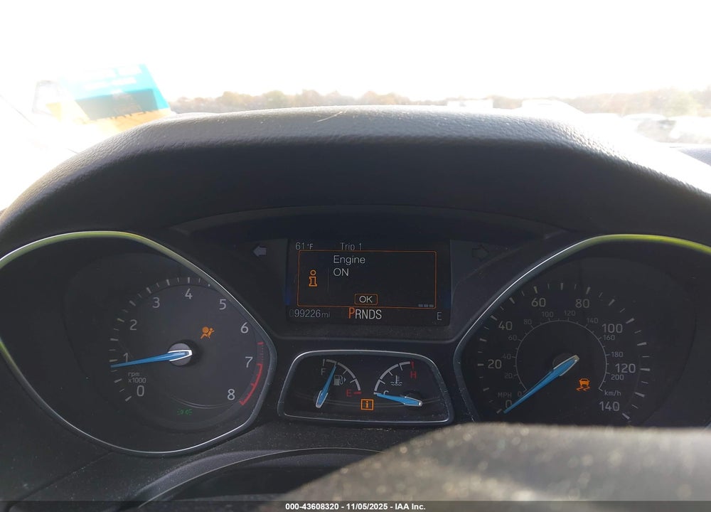 2015 FORD FOCUS SE VIN: 1FADP3K28FL239483