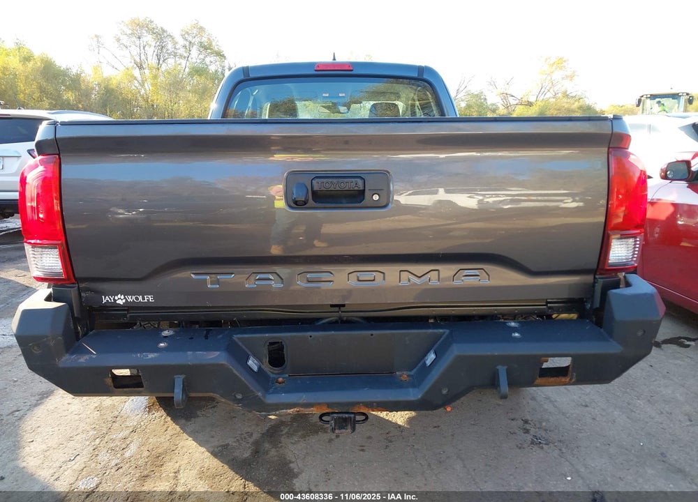 2018 TOYOTA TACOMA SR VIN: 5TFRX5GN6JX118855