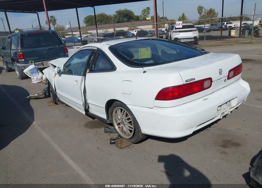 1999 ACURA INTEGRA LS VIN: JH4DC4352XS005480