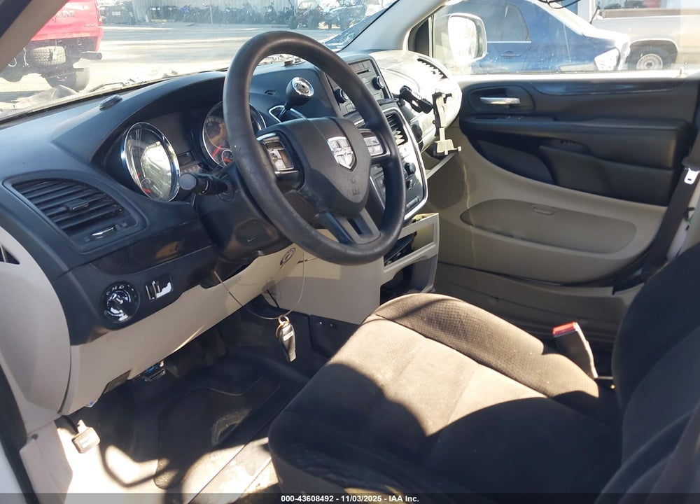 2017 DODGE GRAND CARAVAN SE VIN: 2C7WDGBG7HR738822