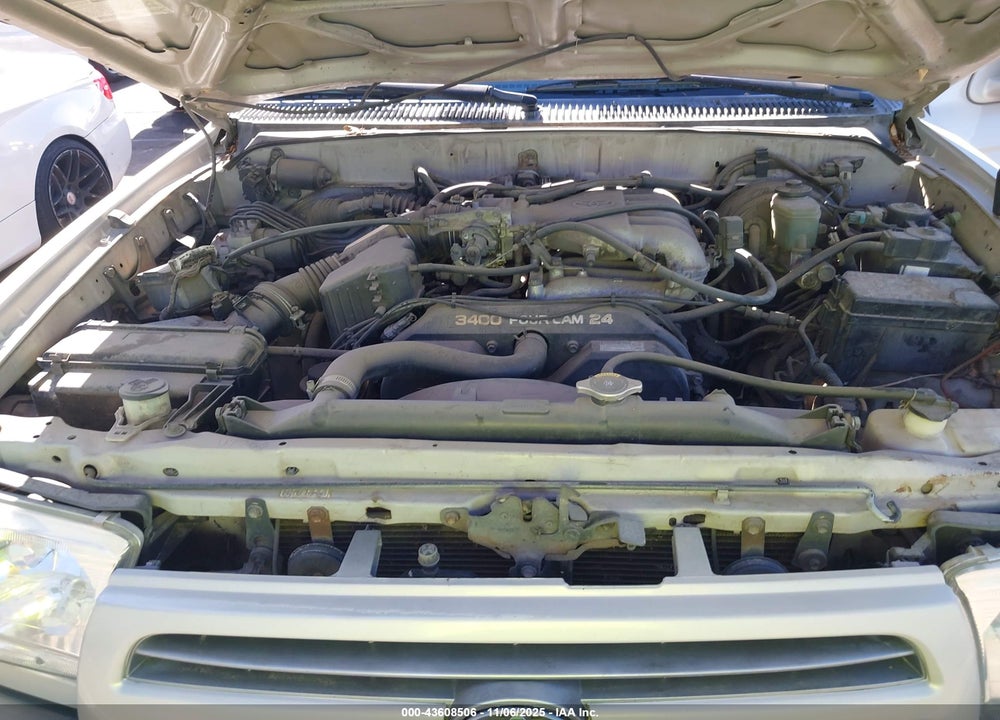1999 TOYOTA 4RUNNER LIMITED V6 VIN: JT3GN87R3X0120490
