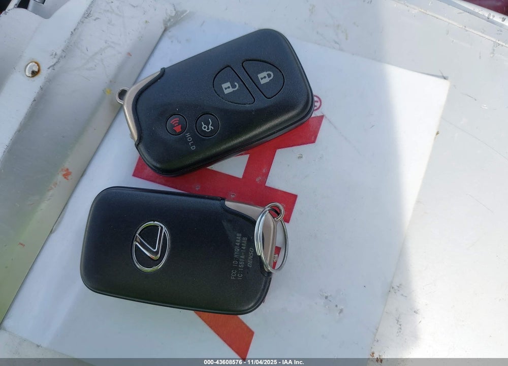 2007 LEXUS IS 350 VIN: JTHBE262572008056