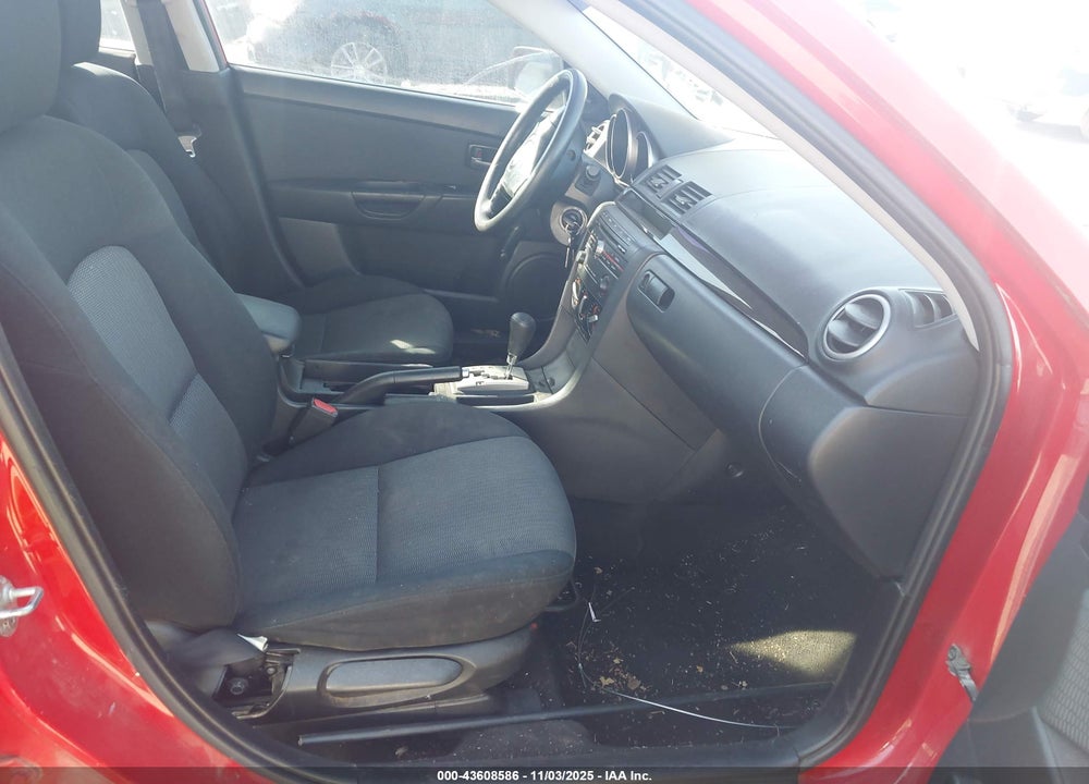 2008 MAZDA 3 I SPORT VIN: JM1BK12FX81795994