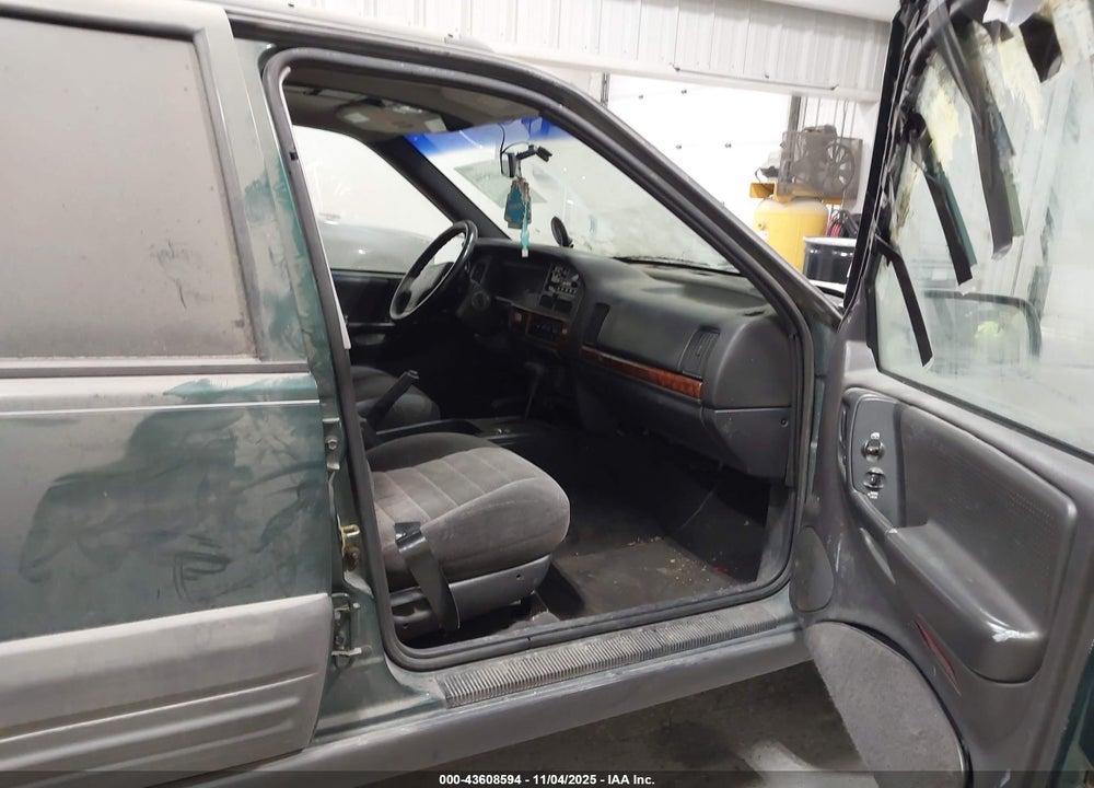 1998 JEEP GRAND CHEROKEE LAREDO VIN: 1J4GZ58S9WC212050