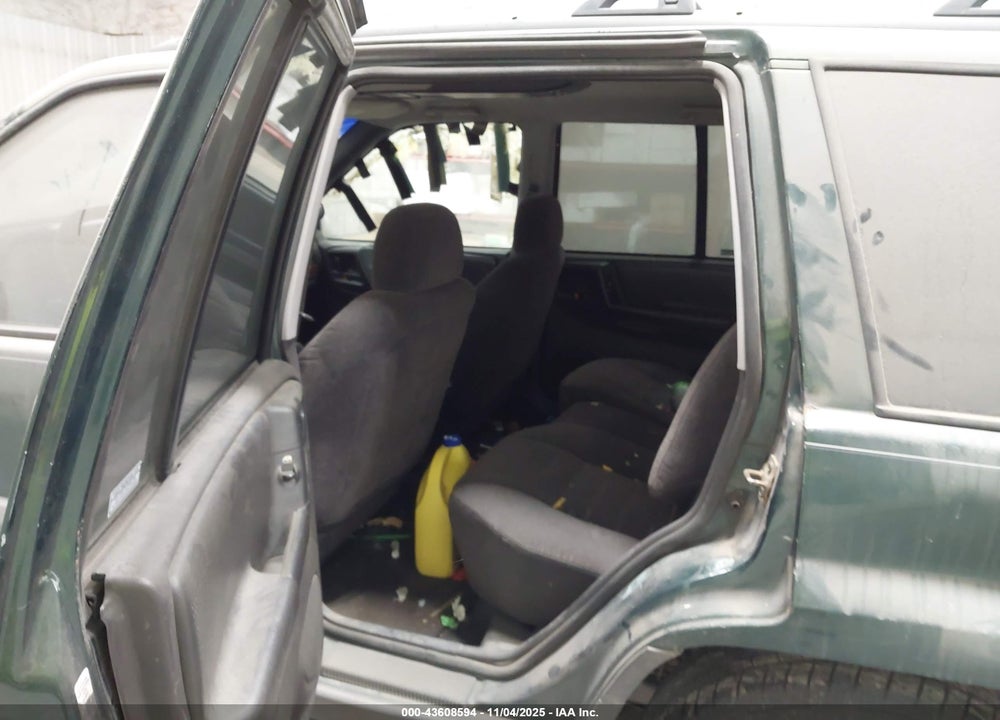 1998 JEEP GRAND CHEROKEE LAREDO VIN: 1J4GZ58S9WC212050