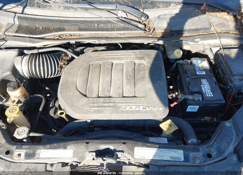 2011 DODGE GRAND CARAVAN R/T VIN: 2D4RN7DGXBR697052