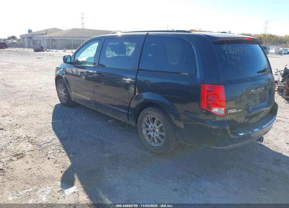 2011 DODGE GRAND CARAVAN R/T VIN: 2D4RN7DGXBR697052