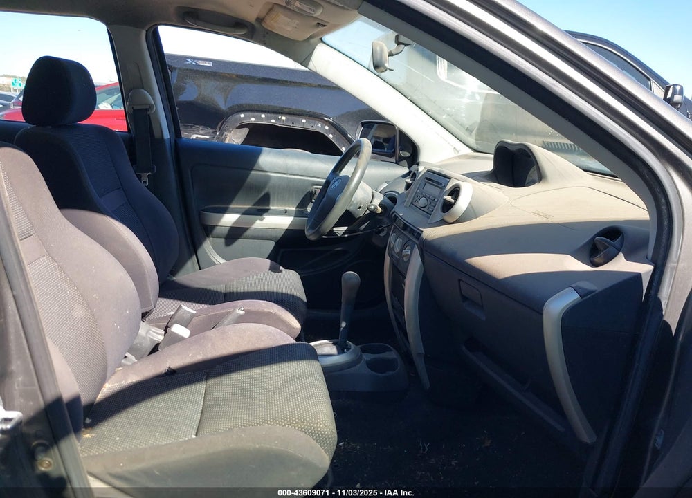 2004 SCION XA VIN: JTKKT624340070125