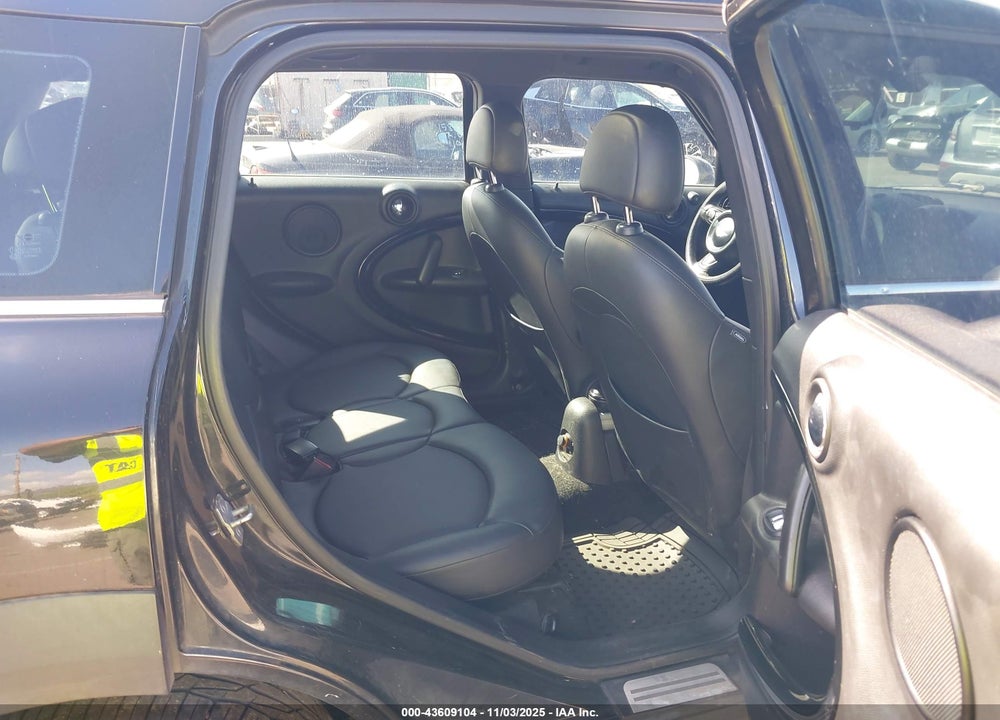 2013 MINI COUNTRYMAN COOPER S VIN: WMWZC3C56DWP51045