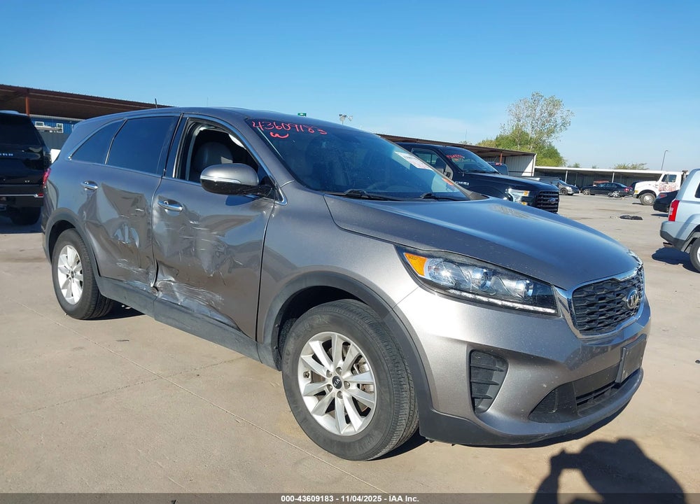 2019 KIA SORENTO 2.4L L VIN: 5XYPG4A31KG541937
