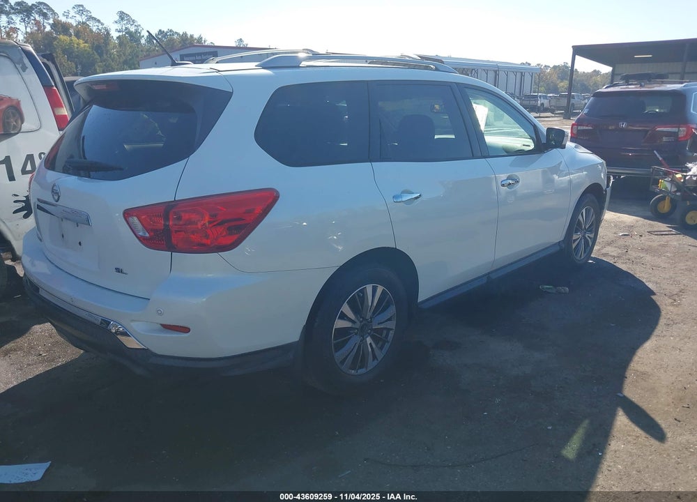 2018 NISSAN PATHFINDER SL VIN: 5N1DR2MN3JC625187