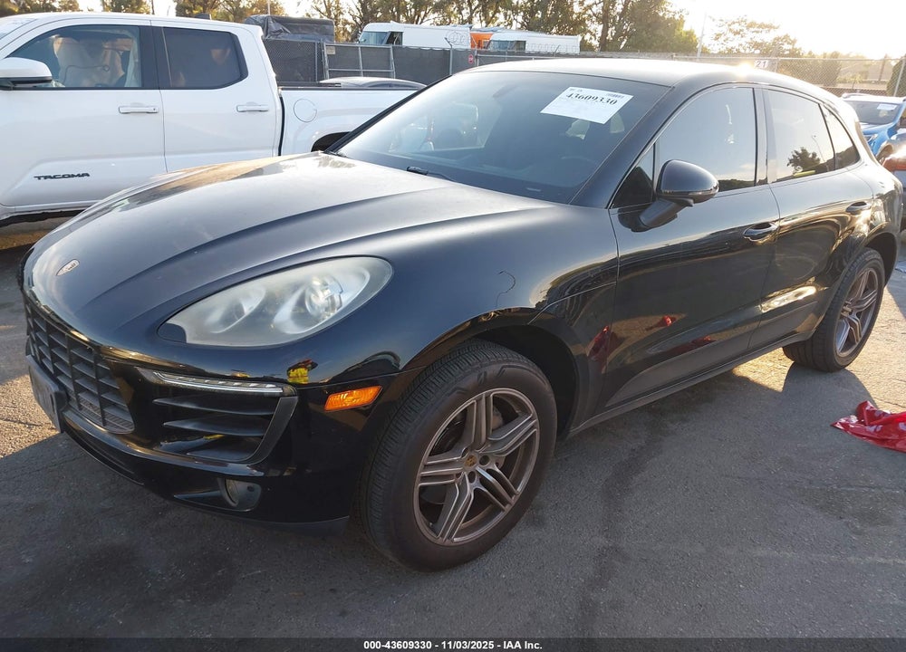2016 PORSCHE MACAN VIN: WP1AB2A51GLB51778