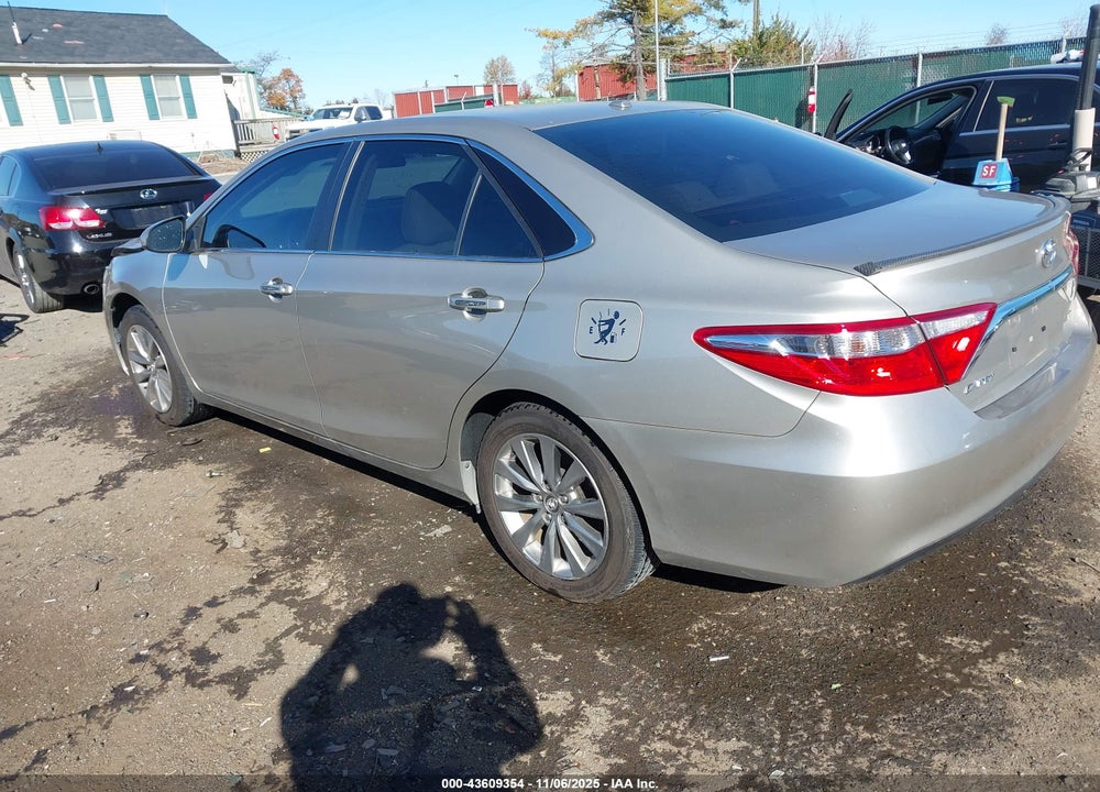 2016 TOYOTA CAMRY VIN: 4T4BF1FK2GR564677