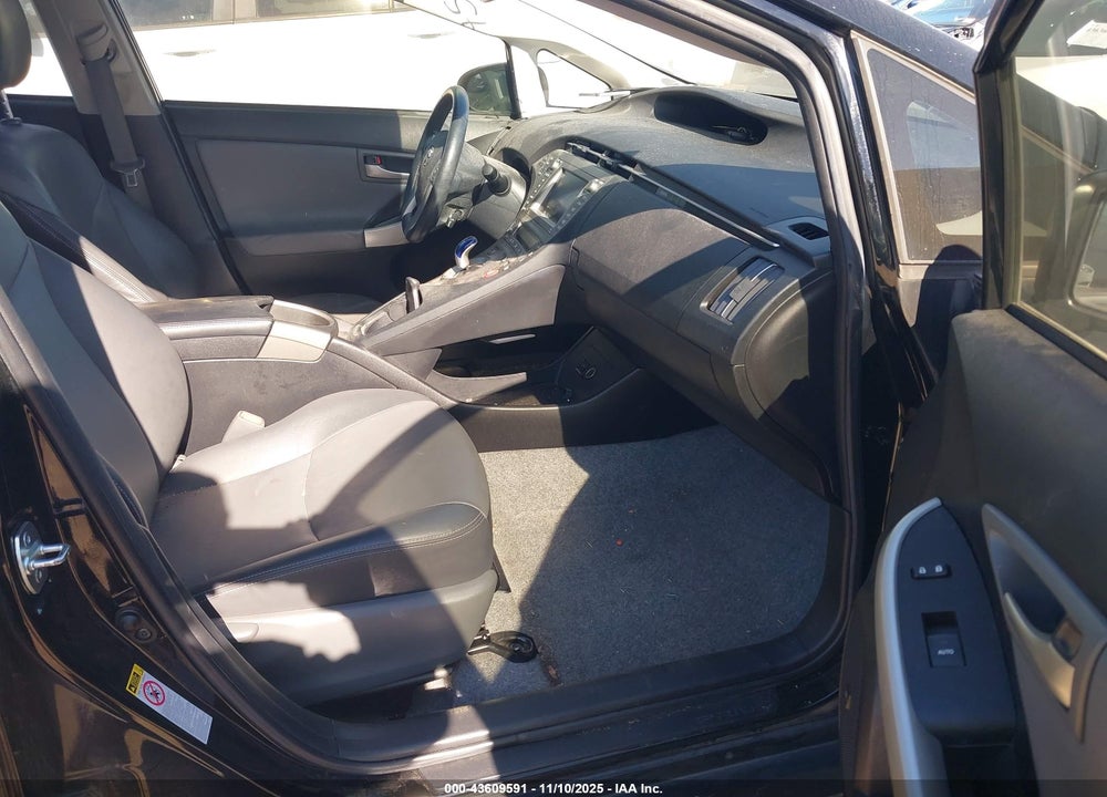 2014 TOYOTA PRIUS FOUR VIN: JTDKN3DU9E1751706