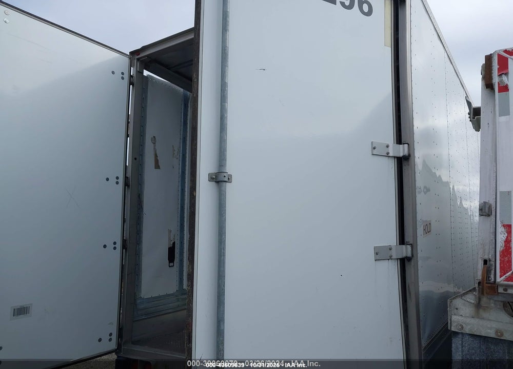 2018 UTILITY TRAILER MFG UTILITY TRAILER MFG VIN: 1UYVS2533J3184933