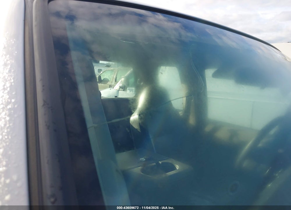 2010 FORD F-350 LARIAT/XL/XLT VIN: 1FTWX3A56AEB16423