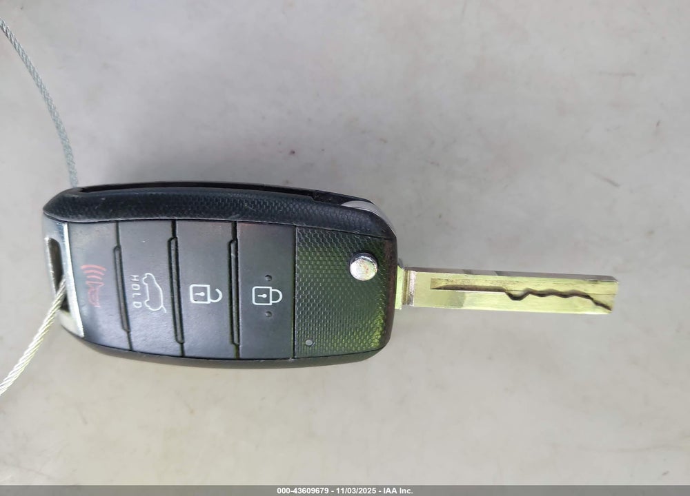 2020 KIA SORENTO 2.4L L VIN: 5XYPG4A31LG656958