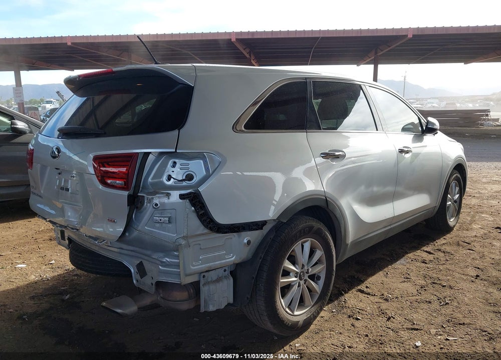 2020 KIA SORENTO 2.4L L VIN: 5XYPG4A31LG656958