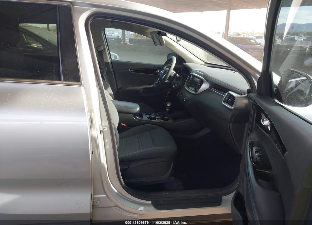 2020 KIA SORENTO 2.4L L VIN: 5XYPG4A31LG656958