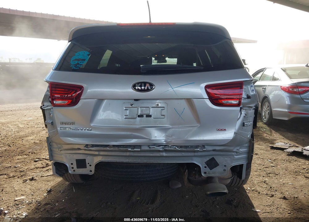 2020 KIA SORENTO 2.4L L VIN: 5XYPG4A31LG656958