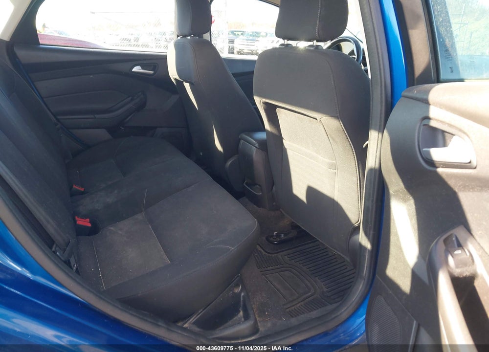 2018 FORD FOCUS VIN: 1FADP3F20JL318567