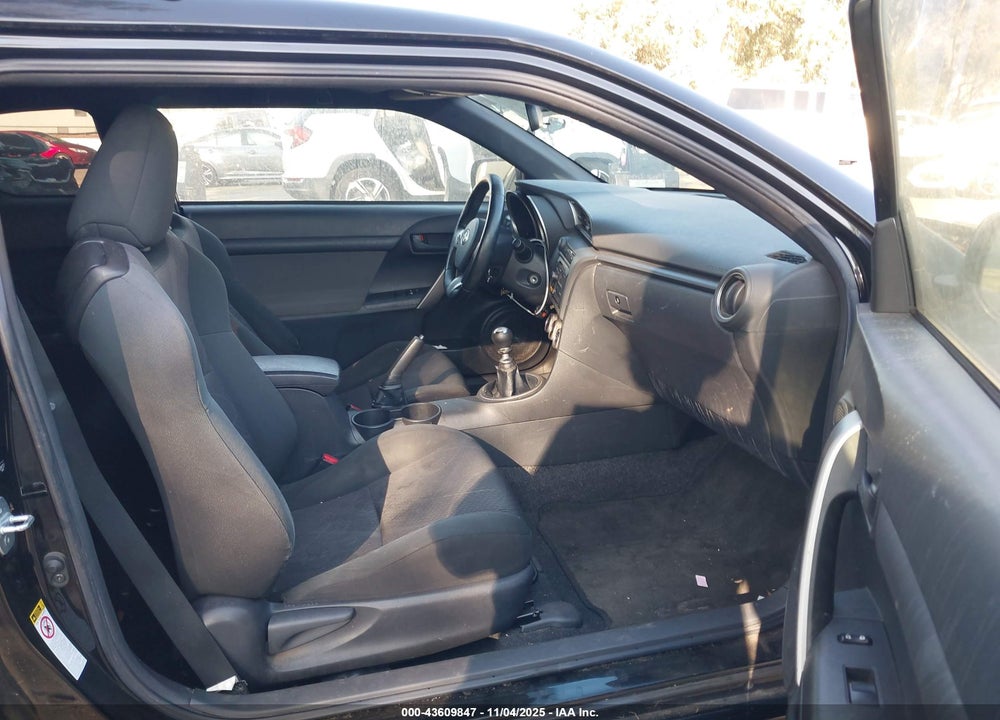 2013 SCION TC VIN: JTKJF5C73D3059713