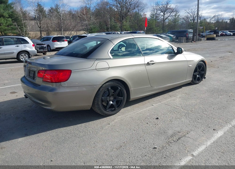 2011 BMW 328I VIN: WBADW7C52BE727563