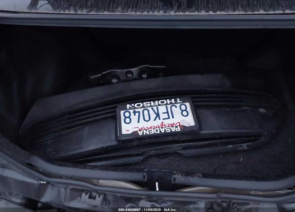 2019 TOYOTA COROLLA LE VIN: 5YFBURHE2KP914566