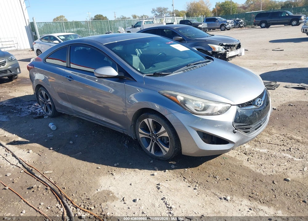 2014 HYUNDAI ELANTRA VIN: KMHDH6AH5EU026767