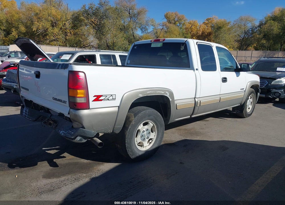 2001 CHEVROLET SILVERADO 1500 LS VIN: 2GCEK19T011355890