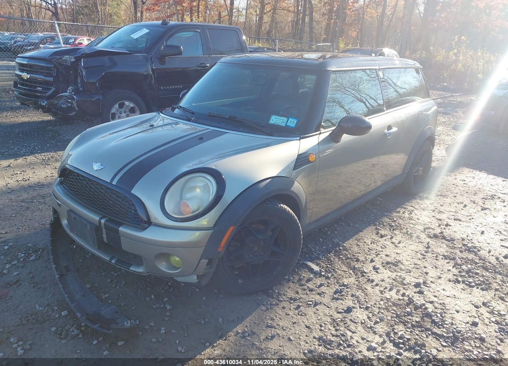 2010 MINI COOPER CLUBMAN VIN: WMWML3C56ATX37508