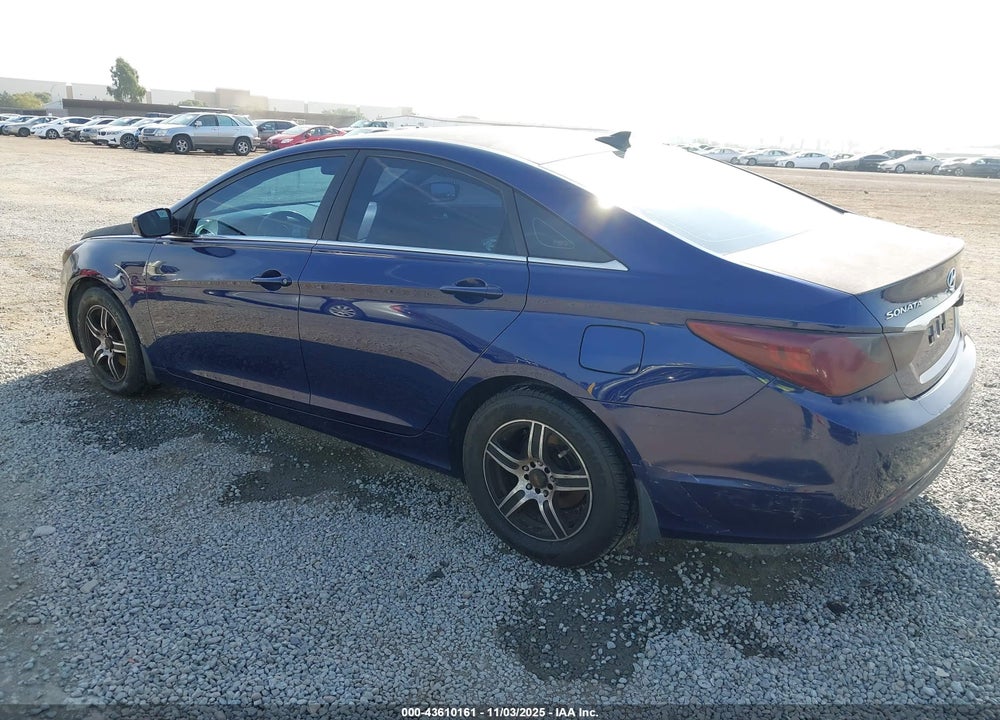 2013 HYUNDAI SONATA GLS VIN: 5NPEB4AC4DH610573