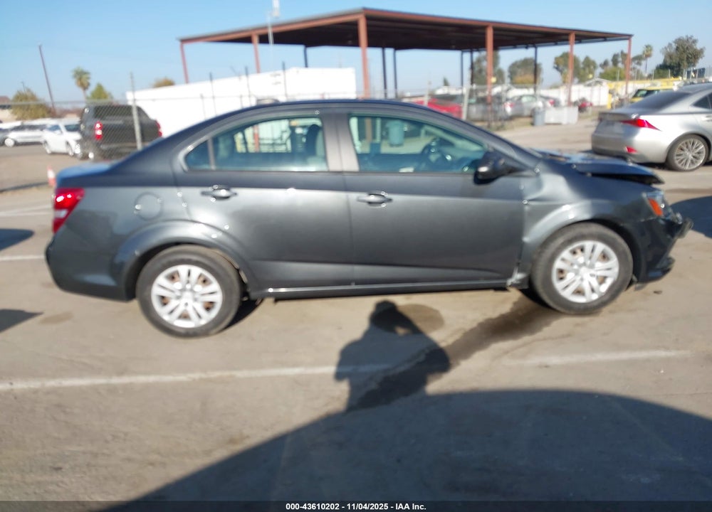 2018 CHEVROLET SONIC VIN: 1G1JB5SG4J4118609