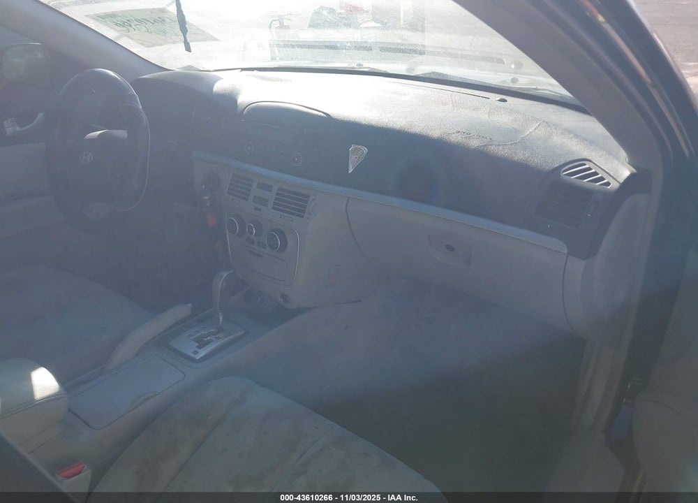 2008 HYUNDAI SONATA VIN: 5NPET46C98H368357