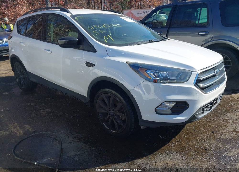 2018 FORD ESCAPE SE VIN: 1FMCU9GD4JUB67661