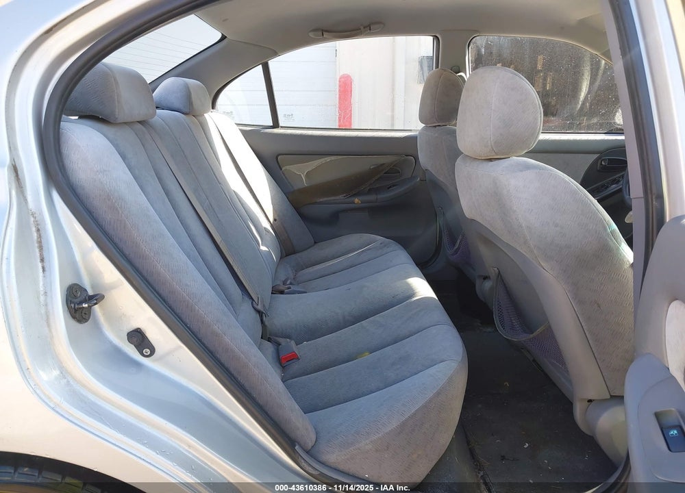 2005 HYUNDAI ELANTRA GLS/GT VIN: KMHDN46D45U184083
