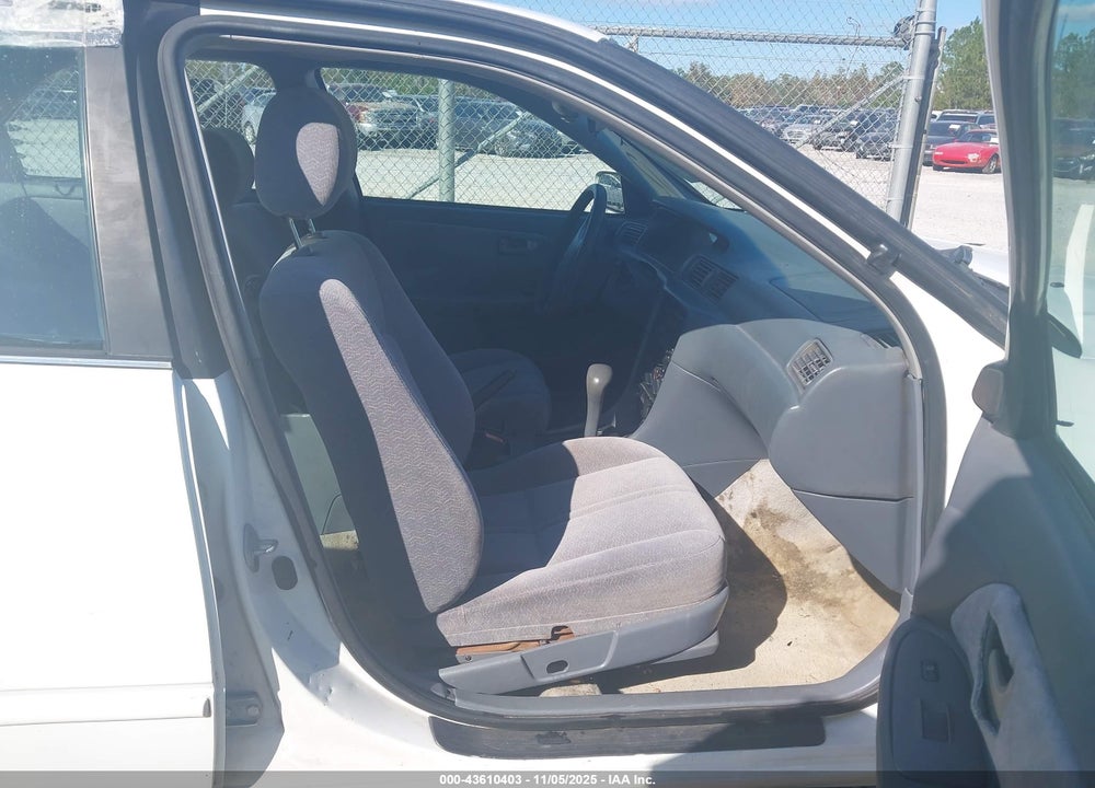 1999 TOYOTA CAMRY LE VIN: 4T1BG22K5XU456086