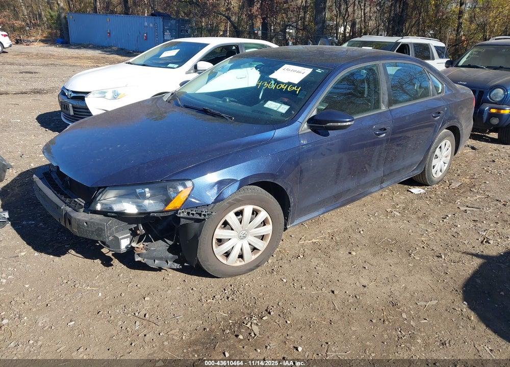 2012 VOLKSWAGEN PASSAT VIN: 1VWAP7A33CC085076
