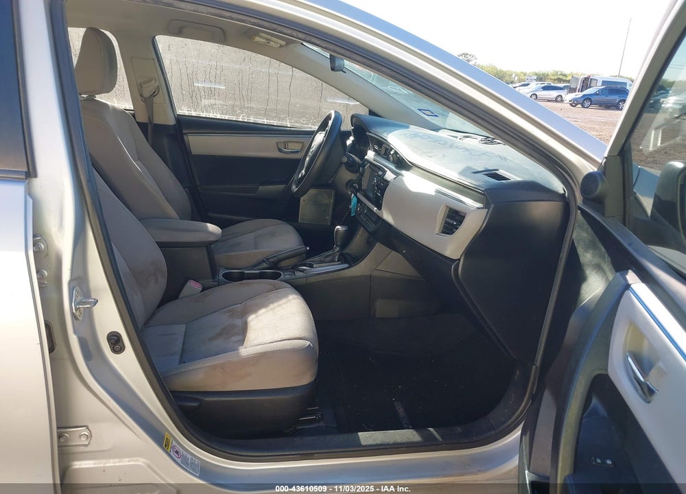 2015 TOYOTA COROLLA LE VIN: 5YFBURHEXFP257277